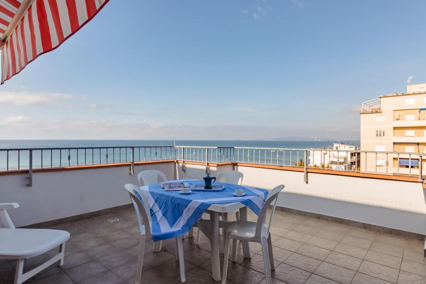Villa Le Terrazze Follonica Zimmer foto